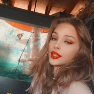 Meet your Posher, Maddy